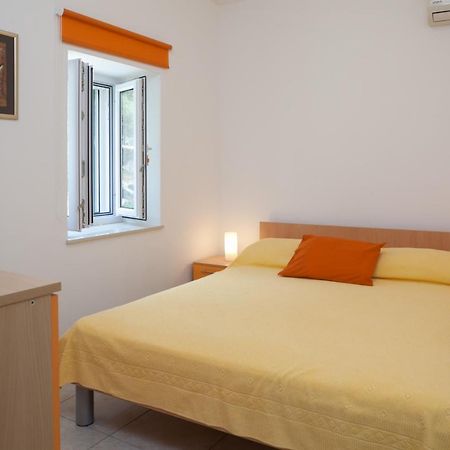 Apartment Bura 1 Makarska Ngoại thất bức ảnh